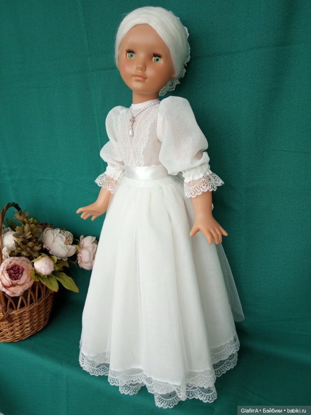 «Во всех ты, душенька, нарядах хороша!..» Барышня-крестьянка