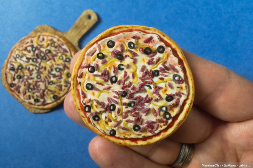 Ароматная пицца пепперони