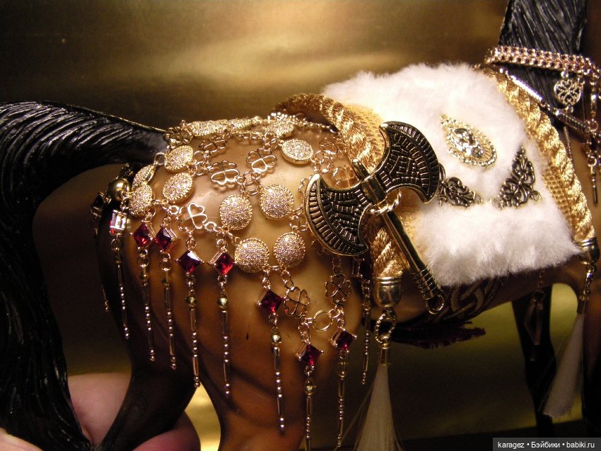 Новый восточный наряд султанского коня (фото 6)