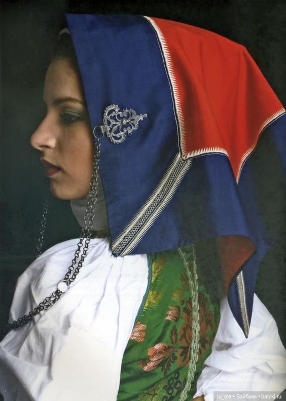 Magis Roma или как фантазия Елены Скавиньи воодушевила всю Италию