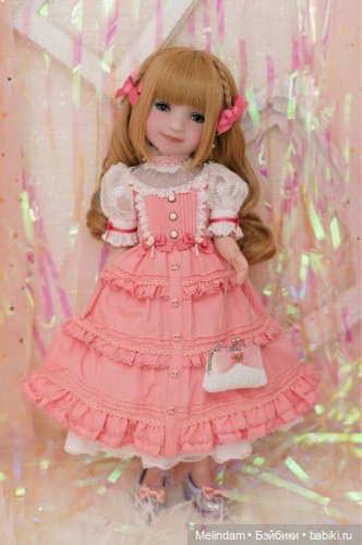 Ruby Red - Darla — Куклы Ruby Red (Руби Ред) Fashion Friends: Siblies (фото 2)