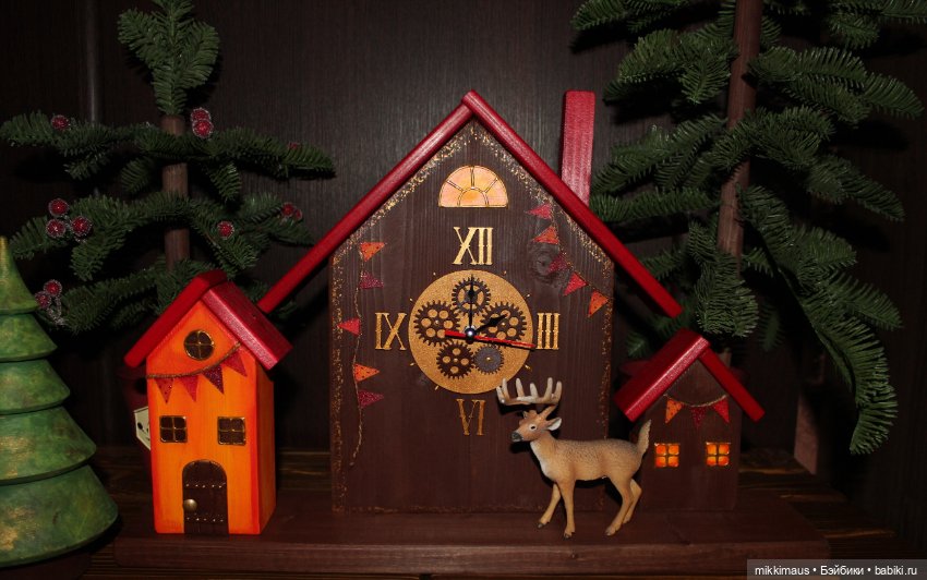 Часы из дерева Глазуновой Анны