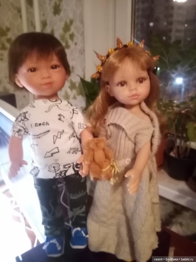 Ангелочек позирует. В доме принц. Мей из библиотеки (фото 10)