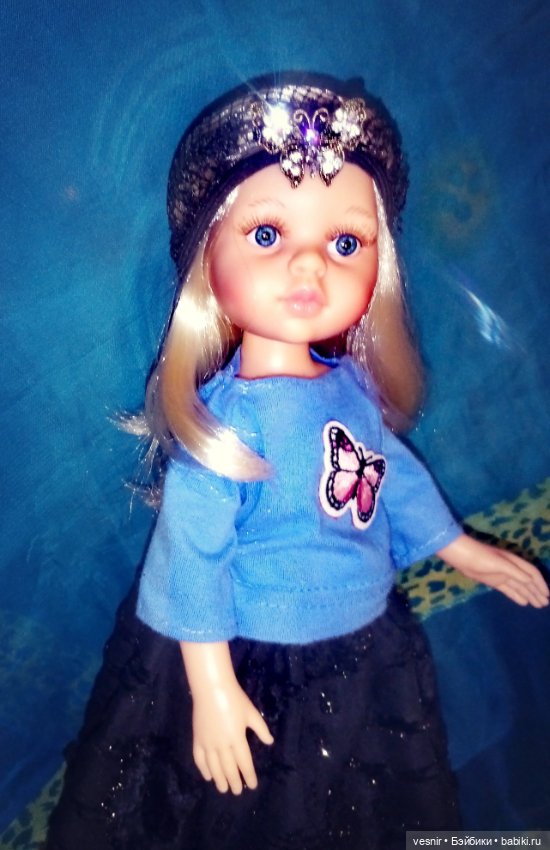 Ангелочек позирует. В доме принц. Мей из библиотеки (фото 2)