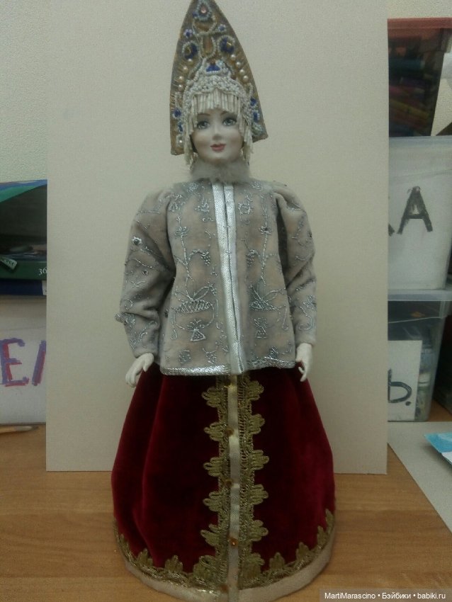 Кукла в костюме русской красавицы (фото 5)