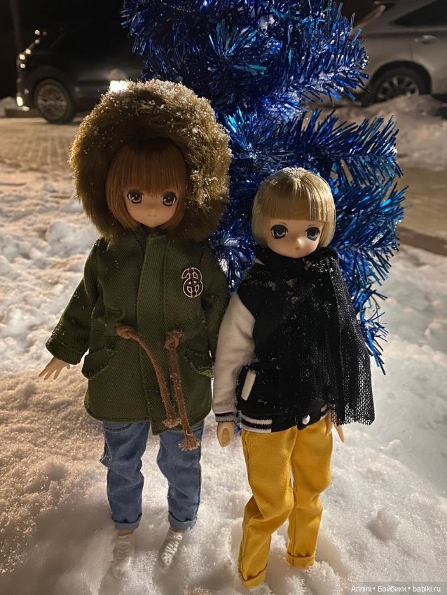 С Новым Годом! Или поздравления от куколок azone