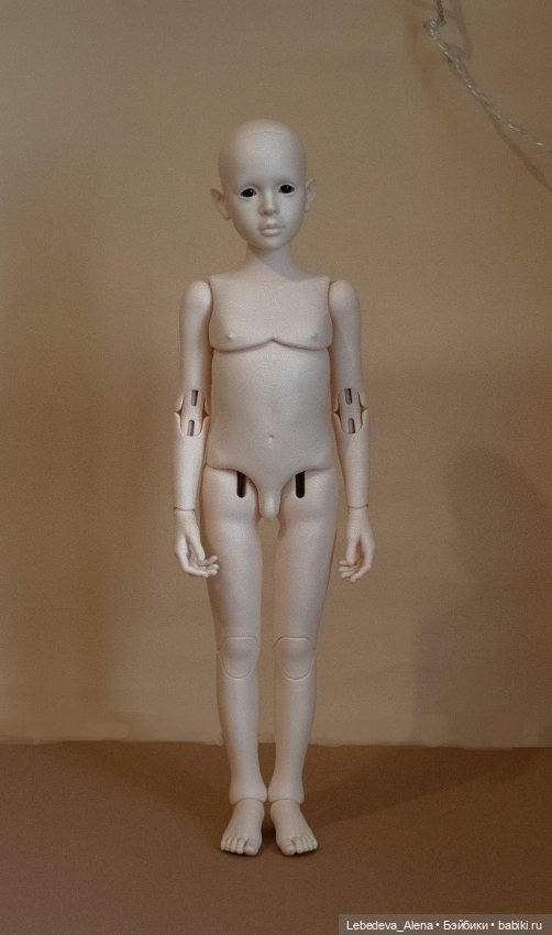 По подвижности Робина Dollshe. Фото НЮД