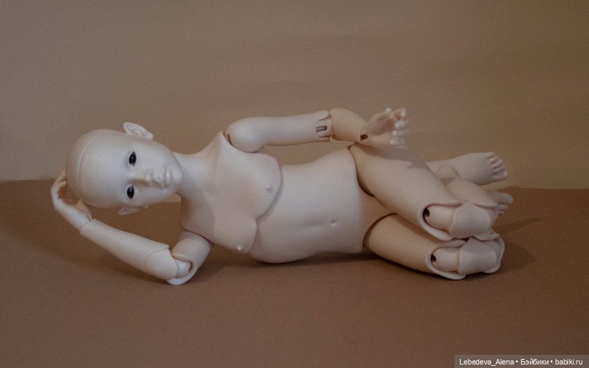 По подвижности Робина Dollshe. Фото НЮД