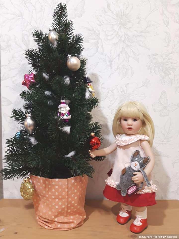 Нелли и новогодняя елка — Куклы Beatrice Perini (Беатрис Перини): эмоциональные дети (фото 9)
