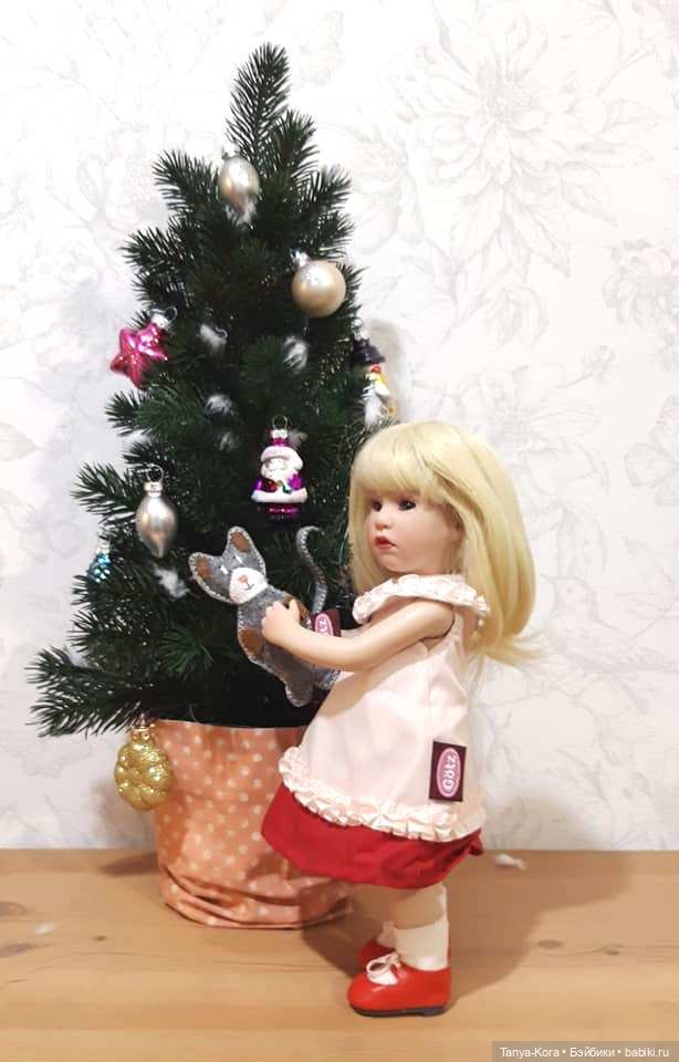 Нелли и новогодняя елка — Куклы Beatrice Perini (Беатрис Перини): эмоциональные дети (фото 3)