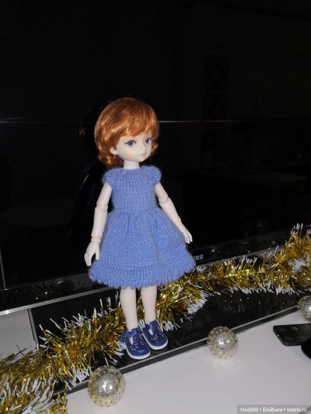 Youpin (Сяоми) Monst примеряет наряды от весновской Аси