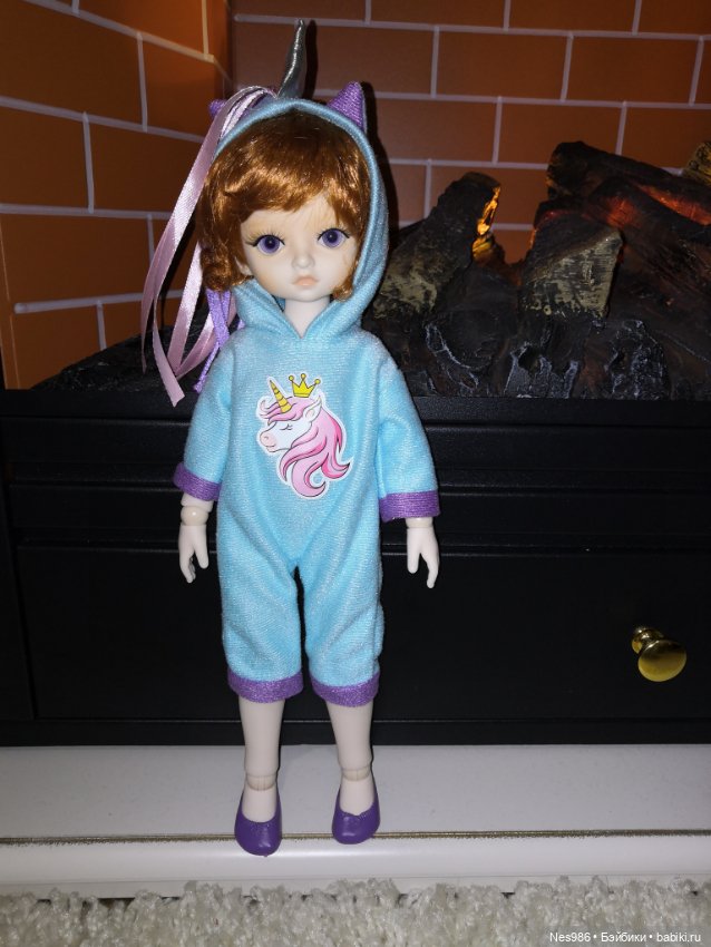 Youpin (Сяоми) Monst примеряет наряды от весновской Аси (фото 2)