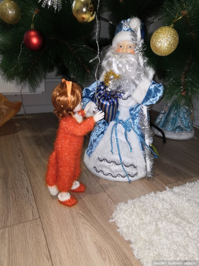 Youpin (Сяоми) Monst примеряет наряды от весновской Аси (фото 7)