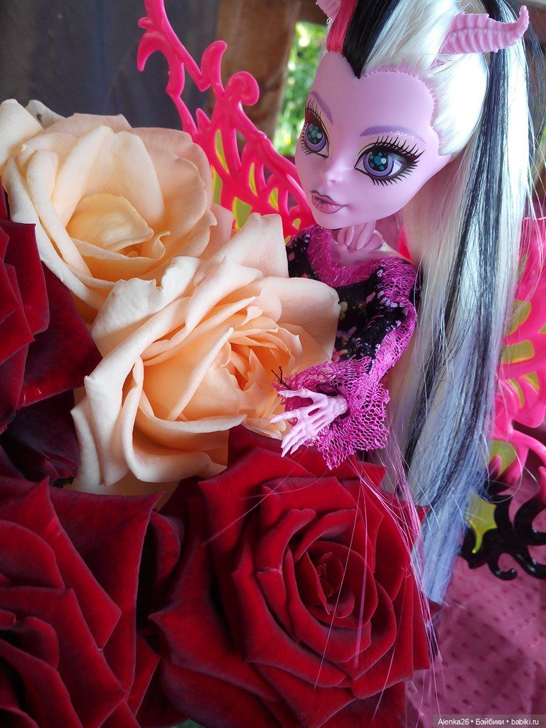 Первая, но не последняя кукла Monster High (Монстер Хай) от Mattel