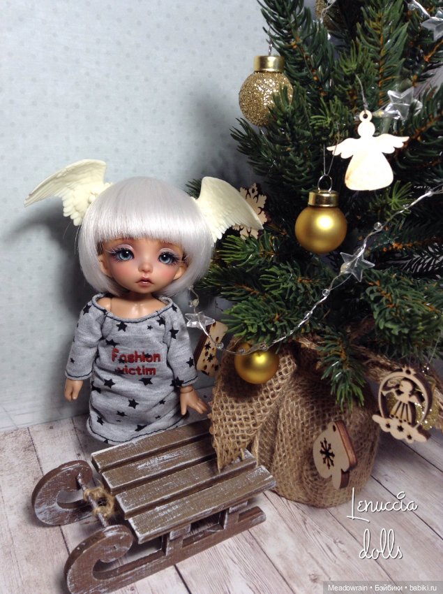 Здравствуй, Ена, Новый год