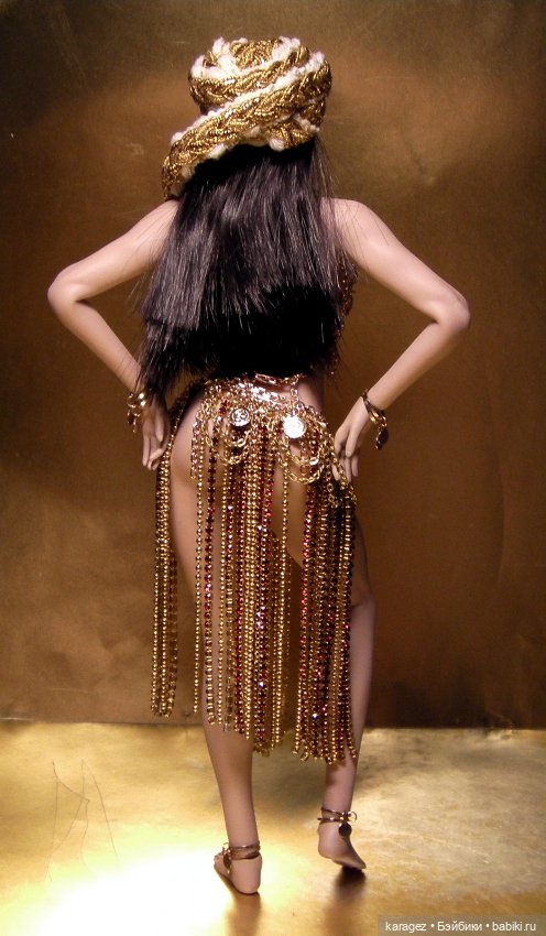 TBLeague Phicen. Десятый фасон восточного костюма