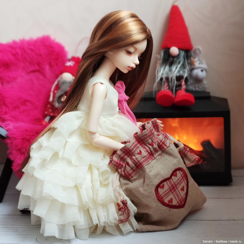 Одна дома — Куклы Dollzone (Доллзон): BJD (БЖД) (фото 3)