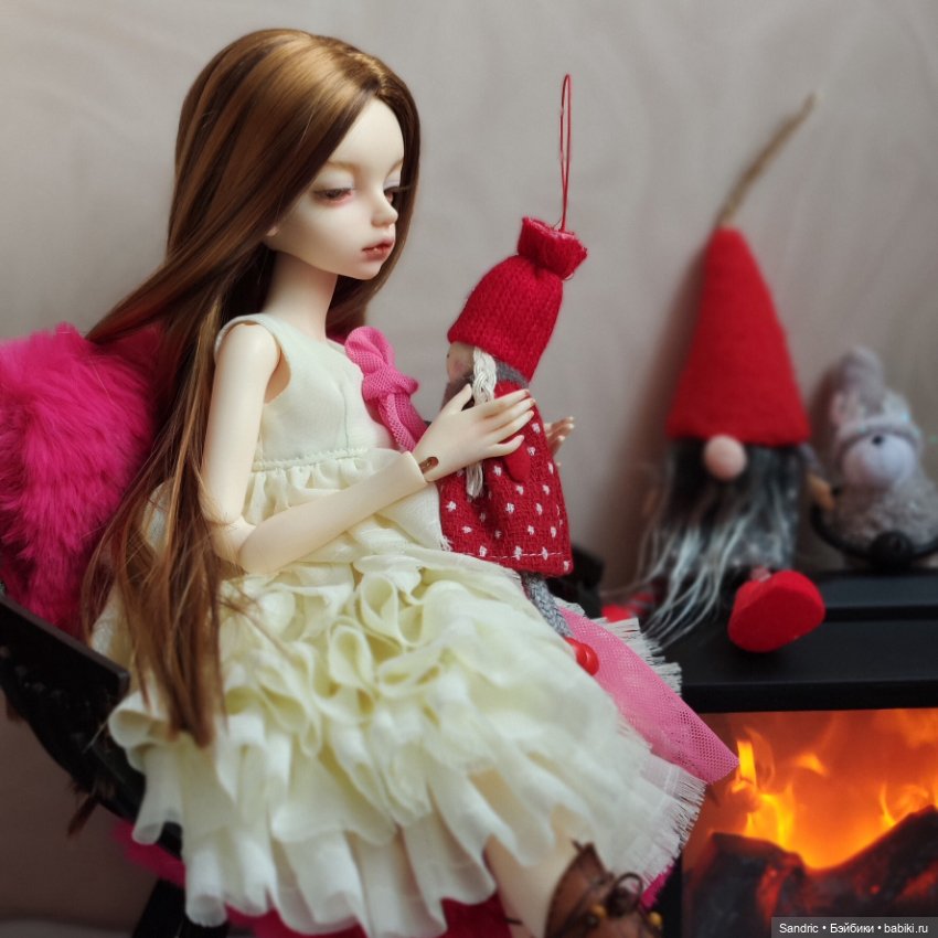 Одна дома — Куклы Dollzone (Доллзон): BJD (БЖД) (фото 5)