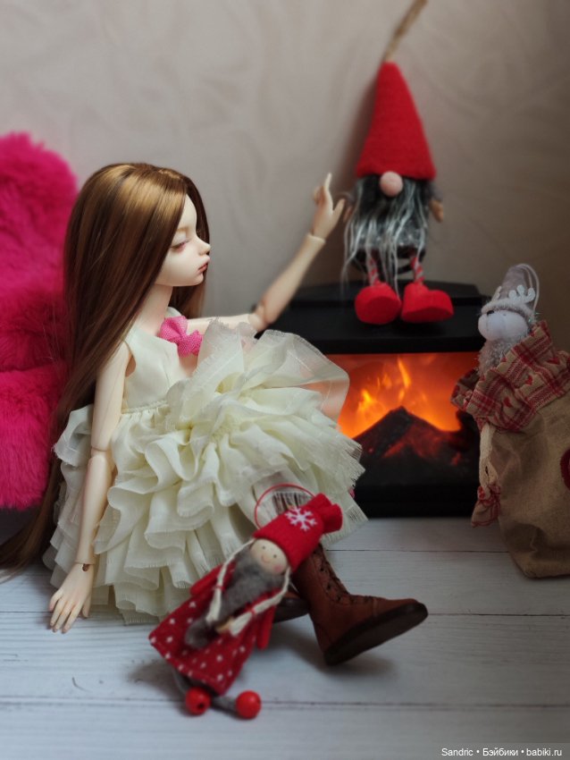 Одна дома — Куклы Dollzone (Доллзон): BJD (БЖД) (фото 4)