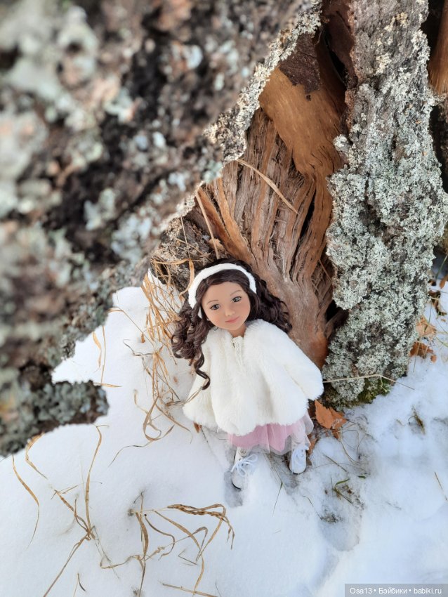 Прогулка Кайлы в зимнем лесу (фото 4)