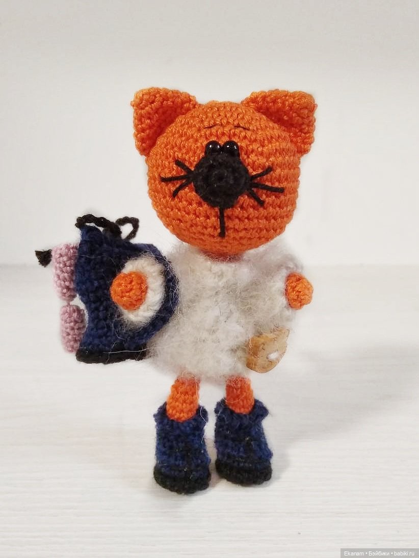 Без кота жизнь не та — Вязаные игрушки и амигуруми: крючком (фото 2)