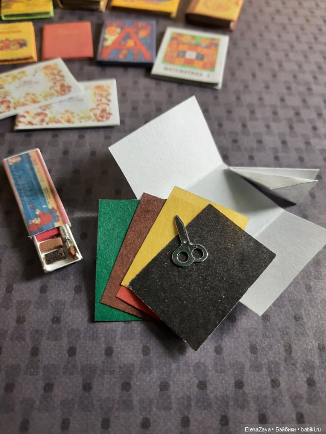 Набор для кукол 1:12, школьные принадлежности из СССР (фото 7)