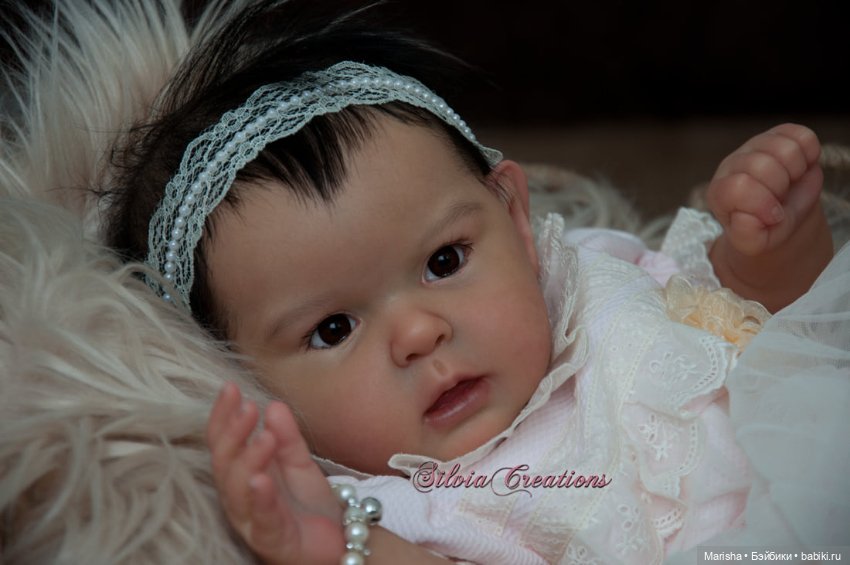 Ward от скульптора Ирины Капланской, автор прототипа Silvia Ezquerra