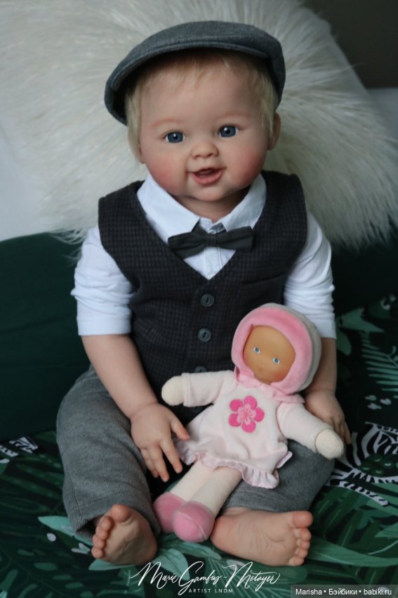 Catalina скульптора Ping Lau, автор прототипа Marie Metayer