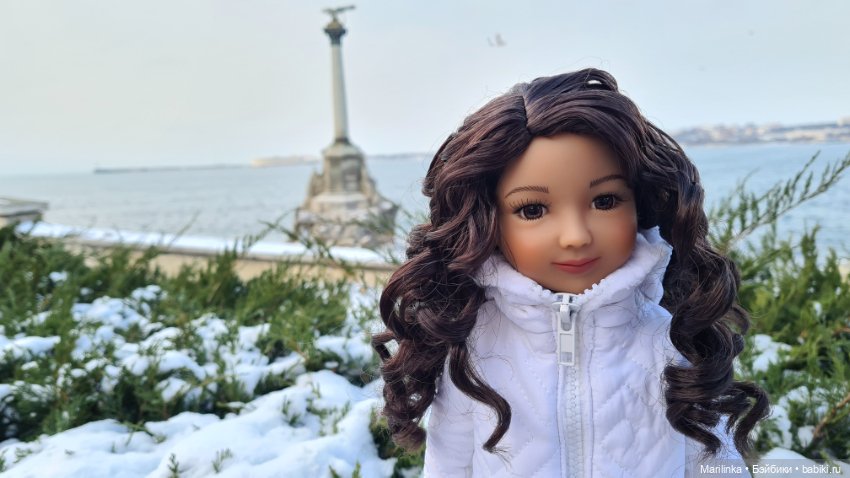 Зима по-Крымски — Куклы Ruby Red (Руби Ред) Fashion Friends: Siblies