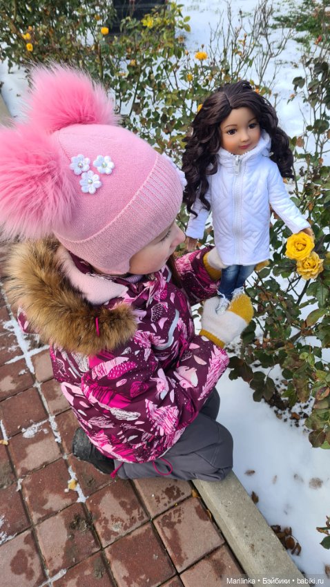 Зима по-Крымски — Куклы Ruby Red (Руби Ред) Fashion Friends: Siblies