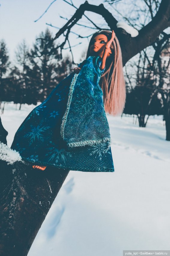 Девчонки с зимнем парке — Куклы Monster High и Ever After High: G1 (фото 8)