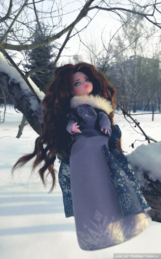 Девчонки с зимнем парке — Куклы Monster High и Ever After High: G1 (фото 3)