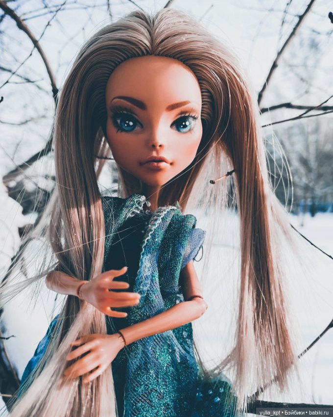 Девчонки с зимнем парке — Куклы Monster High и Ever After High: G1 (фото 4)