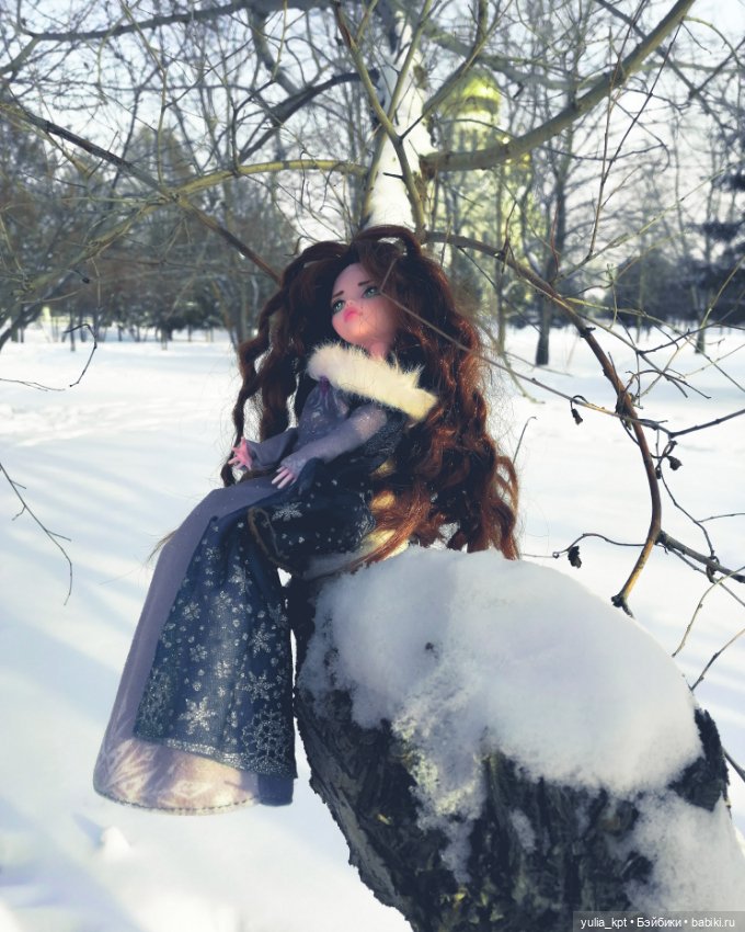 Девчонки с зимнем парке — Куклы Monster High и Ever After High: G1 (фото 2)