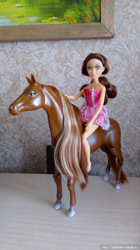 Шарнирная лошадь от Дефа (Defa Lucy)