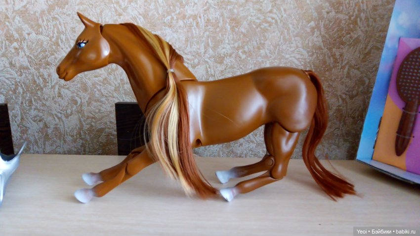 Шарнирная лошадь от Дефа (Defa Lucy)