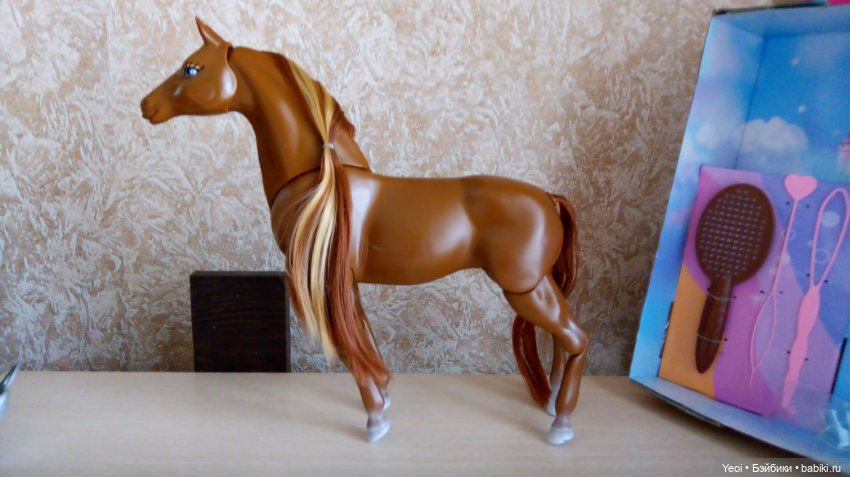 Шарнирная лошадь от Дефа (Defa Lucy)