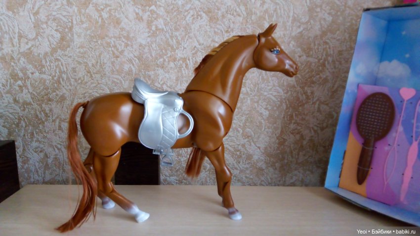 Шарнирная лошадь от Дефа (Defa Lucy)