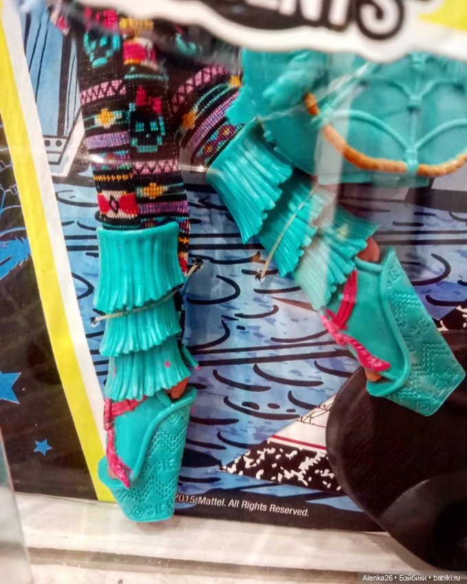 Изи Дондансер - одна из самых желанных куколок Монстр Хай (фото 2)