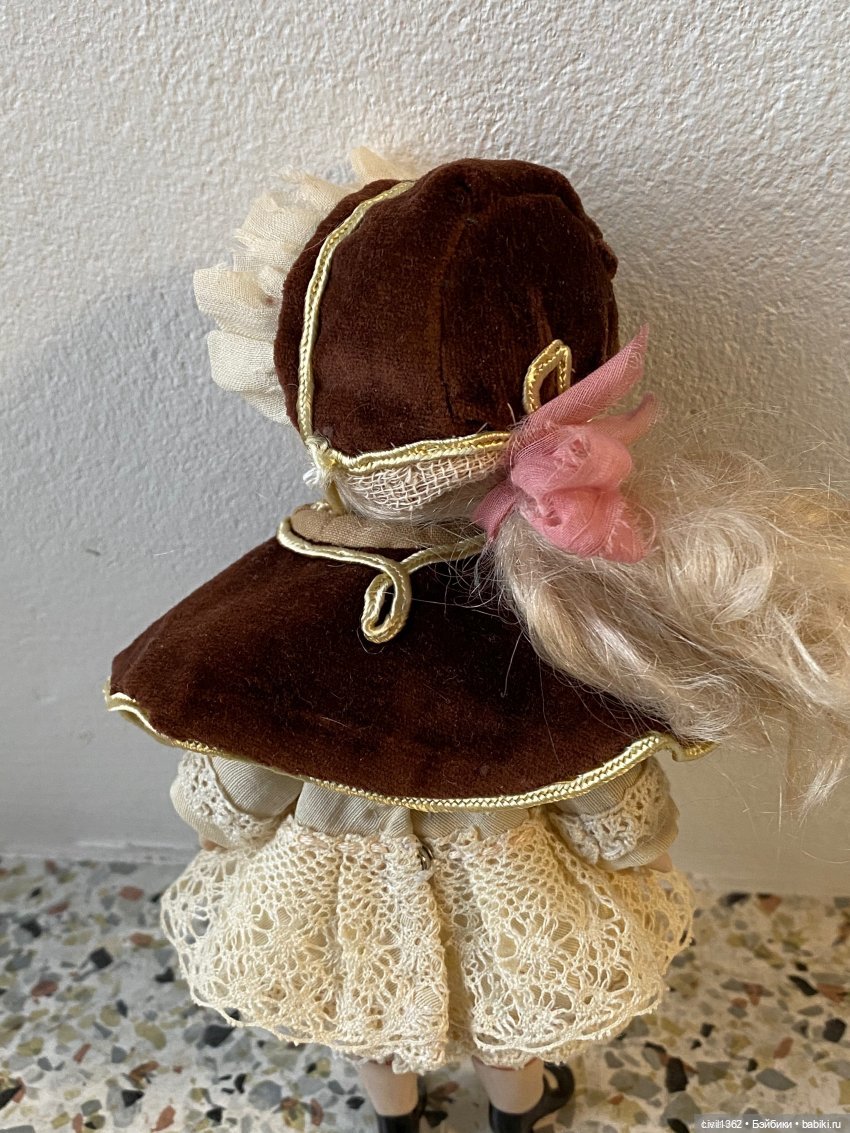 Моя первая антикварная малютка (фото 5)