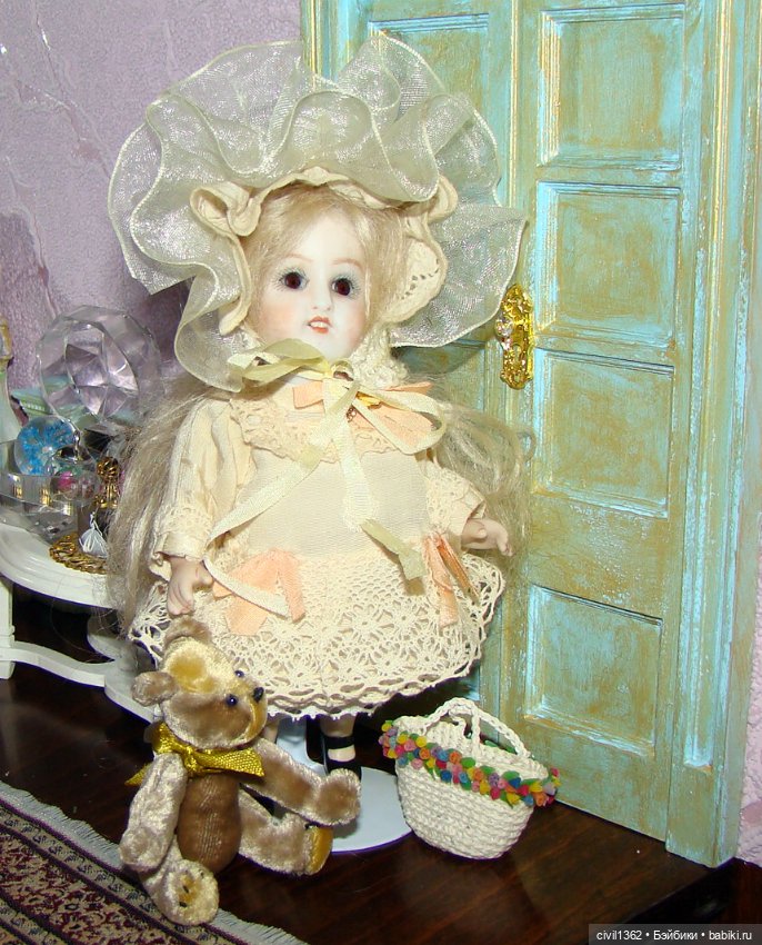 Моя первая антикварная малютка