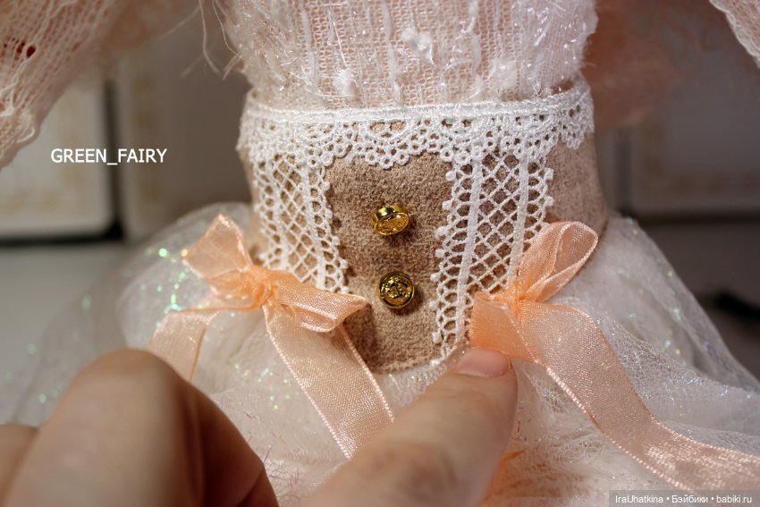 Джудит Джонс от DBS. Девушка-одуванчик или "О, Господи, какие волосы!"