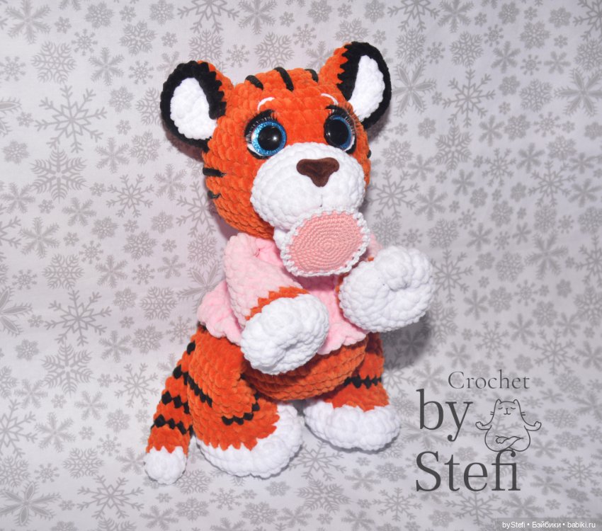 Тигряшка Путяшка. Символ 2022. Авторская работа. Чуть больше 30 см плюшевости (фото 3)