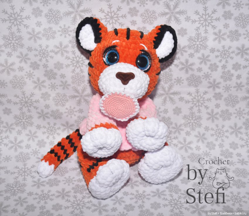 Тигряшка Путяшка. Символ 2022. Авторская работа. Чуть больше 30 см плюшевости