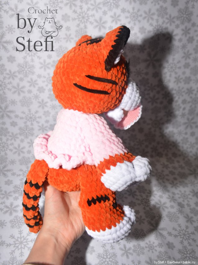 Тигряшка Путяшка. Символ 2022. Авторская работа. Чуть больше 30 см плюшевости (фото 9)