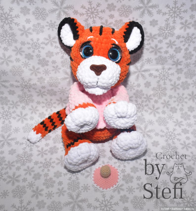 Тигряшка Путяшка. Символ 2022. Авторская работа. Чуть больше 30 см плюшевости