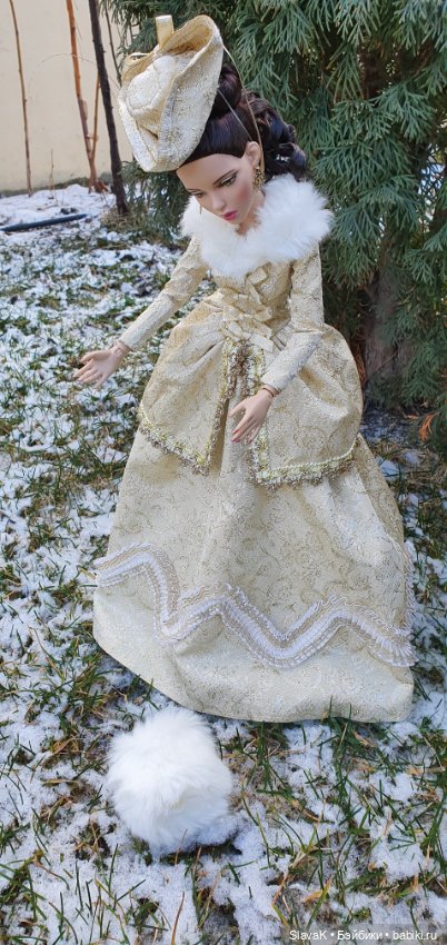 Придворные дамы на прогулке (фото 4)