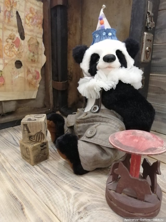 Bonbon панда-тедди из коллекции "Винтажный цирк"