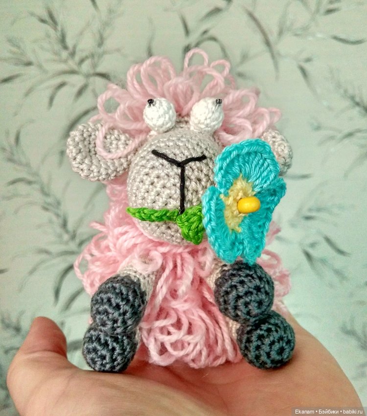 Овечка Долли. И подруга — Вязаные игрушки и амигуруми: крючком (фото 2)