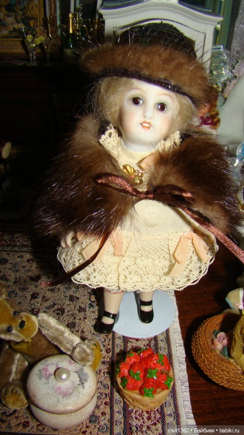 Куколка на ладошке — Антикварные куклы Mignonette (Миньонетта): карманные